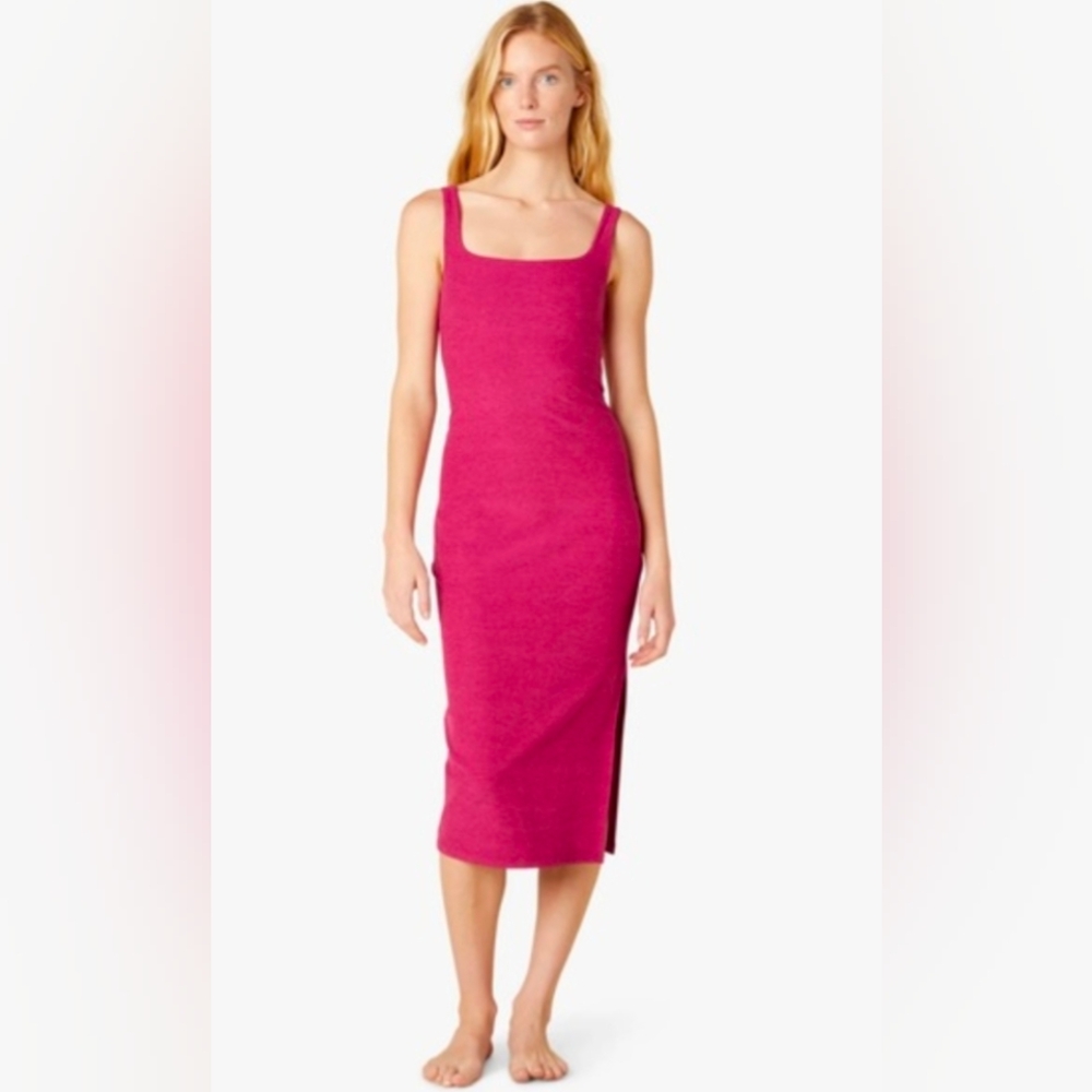 🌟40% OFF SALE NWT Beyond Yoga Spacedye Icon Midi Dress Magenta Sangria